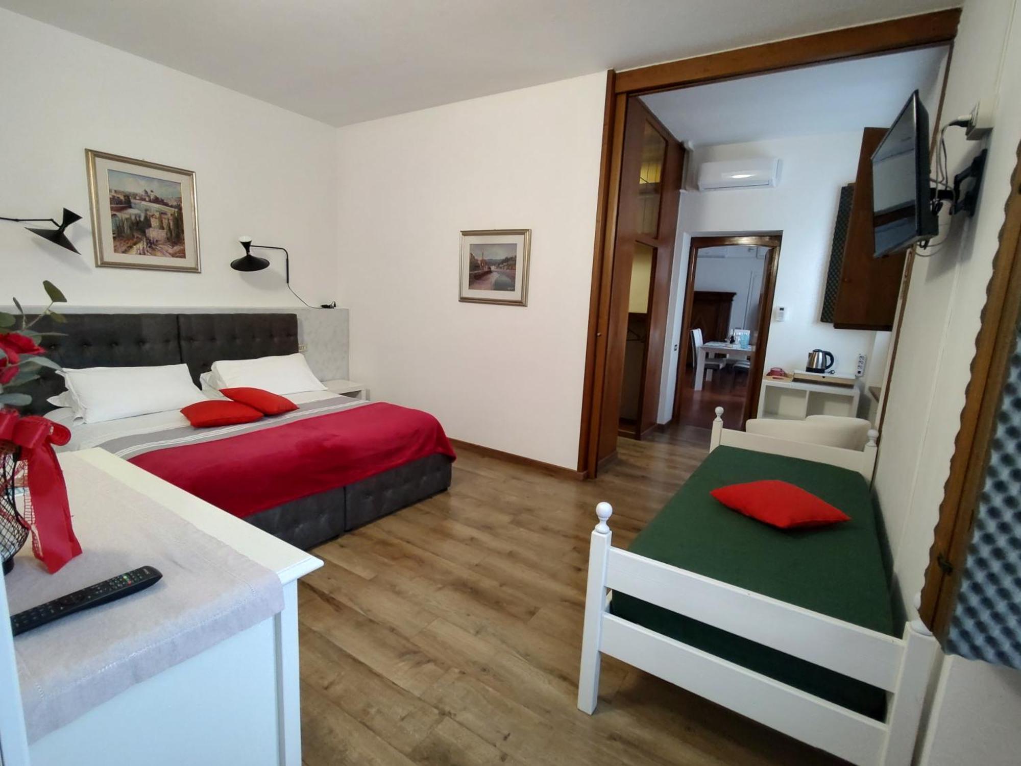 Verona Relax & Stay Rooms 外观 照片